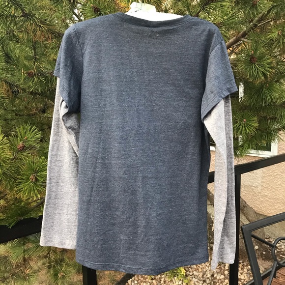 Winnipeg Jets Graphic Long Sleeve Shirt - Picture 2 of 3